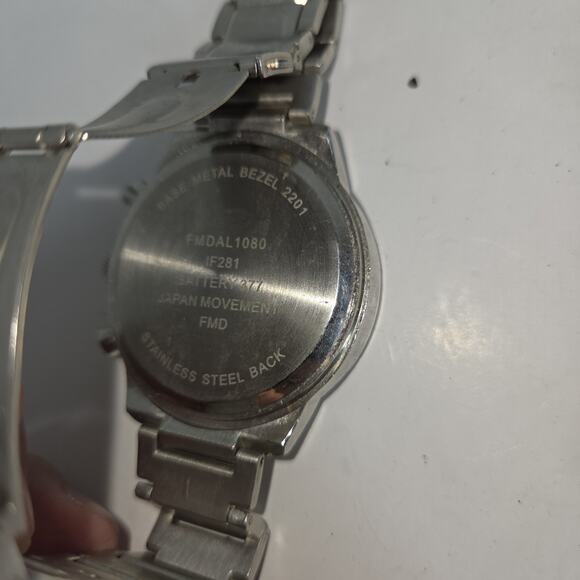 Vtg Watch Lot of 5 Mens Rocawear Time Piece Silver Black Leather Wrist Watches - Picture 14 of 14